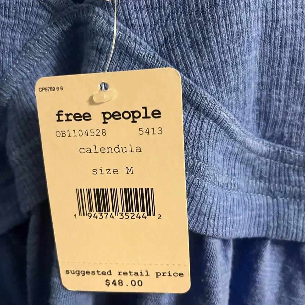 Free People Blue Sleeveless Deep V Babydoll Tank Calendula sz M NWT - Picture 3 of 4